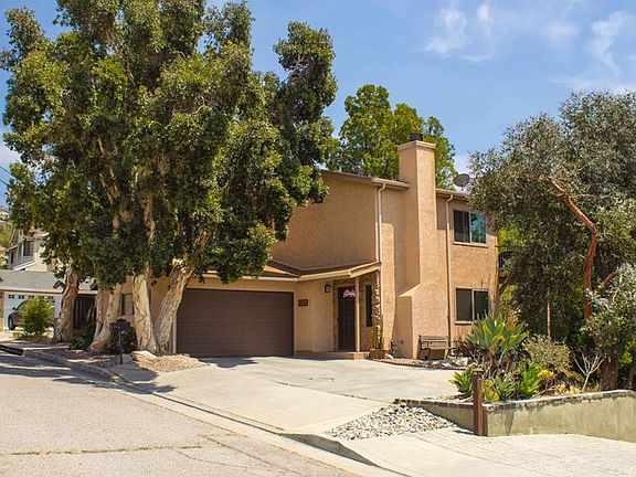 3rd image of 7626 Airlie Dr