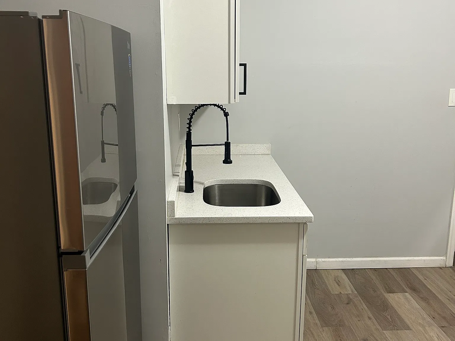1 bed, $1,095 — Photo 4