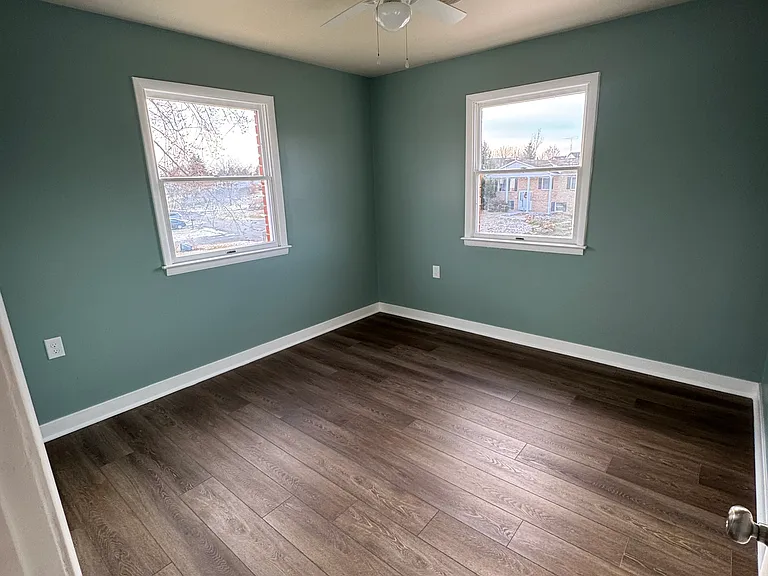 211 Clifford Dr — Photo 15