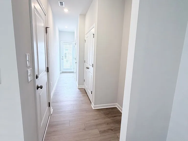 128 Blue Melody Ave — Photo 10