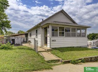 1621 Dorcas St, Omaha, NE 68108