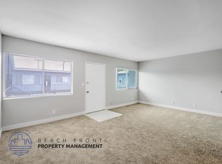6221 Cherry Ave., Long Beach, CA 90805