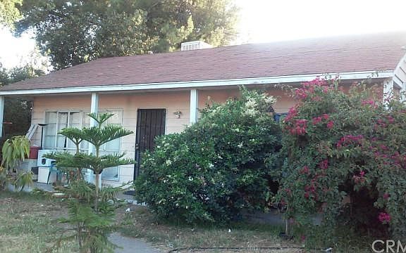 3rd image of 6641 Radford Ave