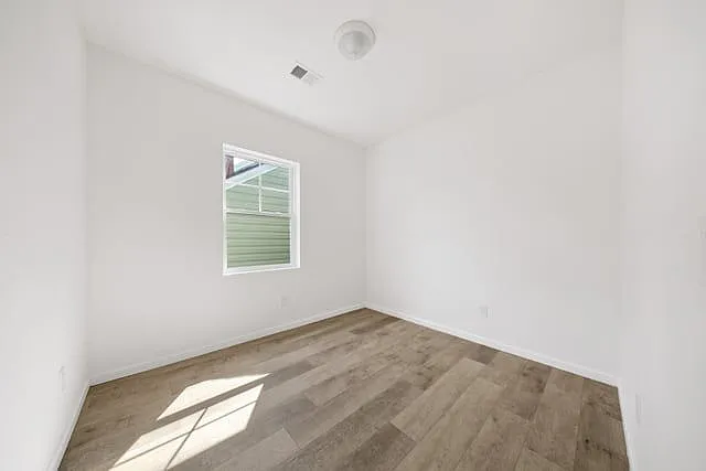 20 N Straight St #1