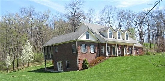2nd image of 109 Autumn Ln