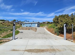 1446 Carrio Dr, Vista, CA 92084