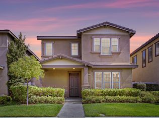 515 Nile River Dr, Oxnard, CA 93036