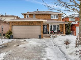 35 Josephine Dr, Hamilton, ON L9B1Z8