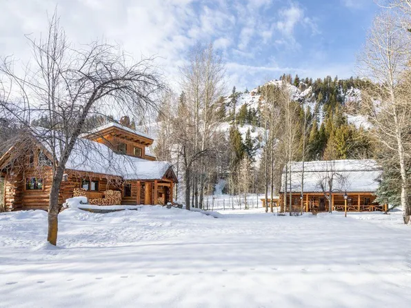 130 Black Bear Rd, Ketchum, ID 83340