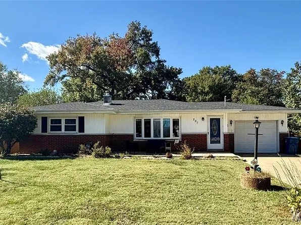 227 Wolf Ave, Hamel, IL 62046