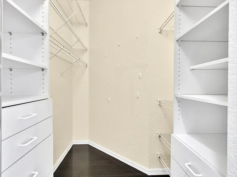 4194 Bluff Harbor Way — Photo 29