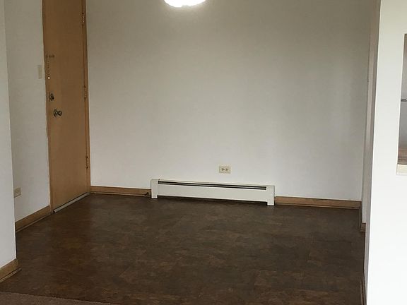 5th image of 9410 S 79th Ct APT 3NE