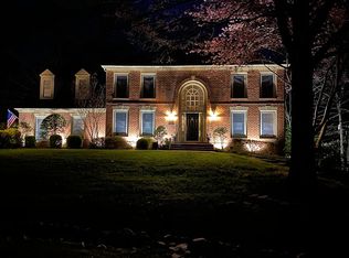 6827 Brimstone Ln, Fairfax Station, VA 22039