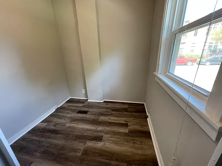 1226 N 9th St — Photo 12