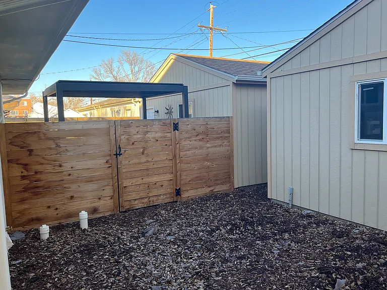 1526 N Wolff St — Photo 21