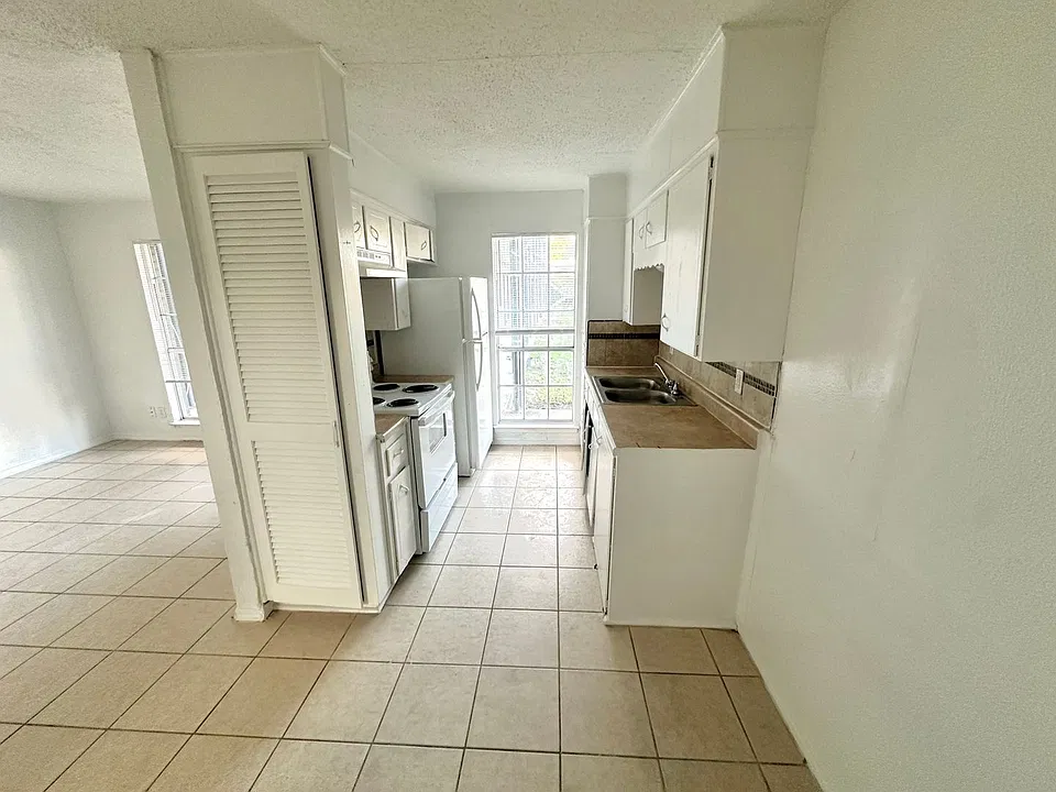 Eastgate Apartments