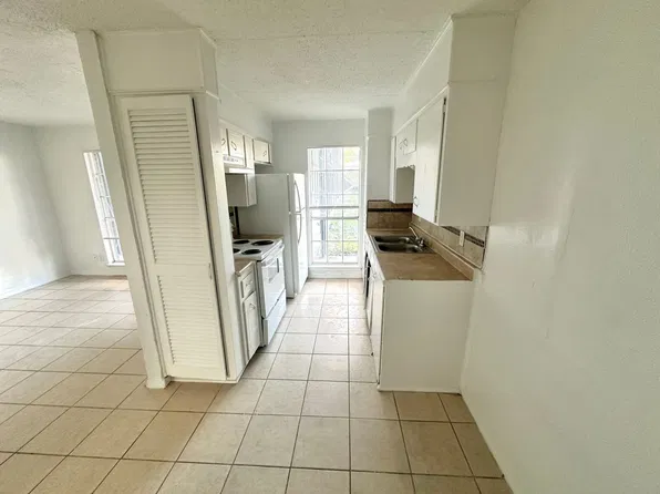 Eastgate Apartments