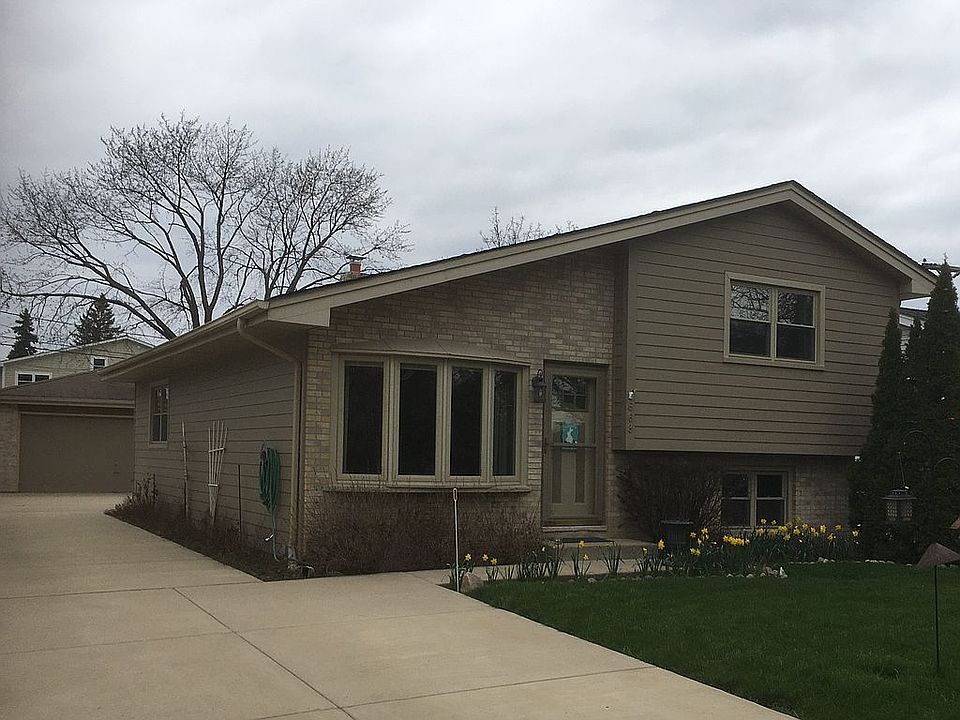 1st image of 668 N Oaklawn Ave