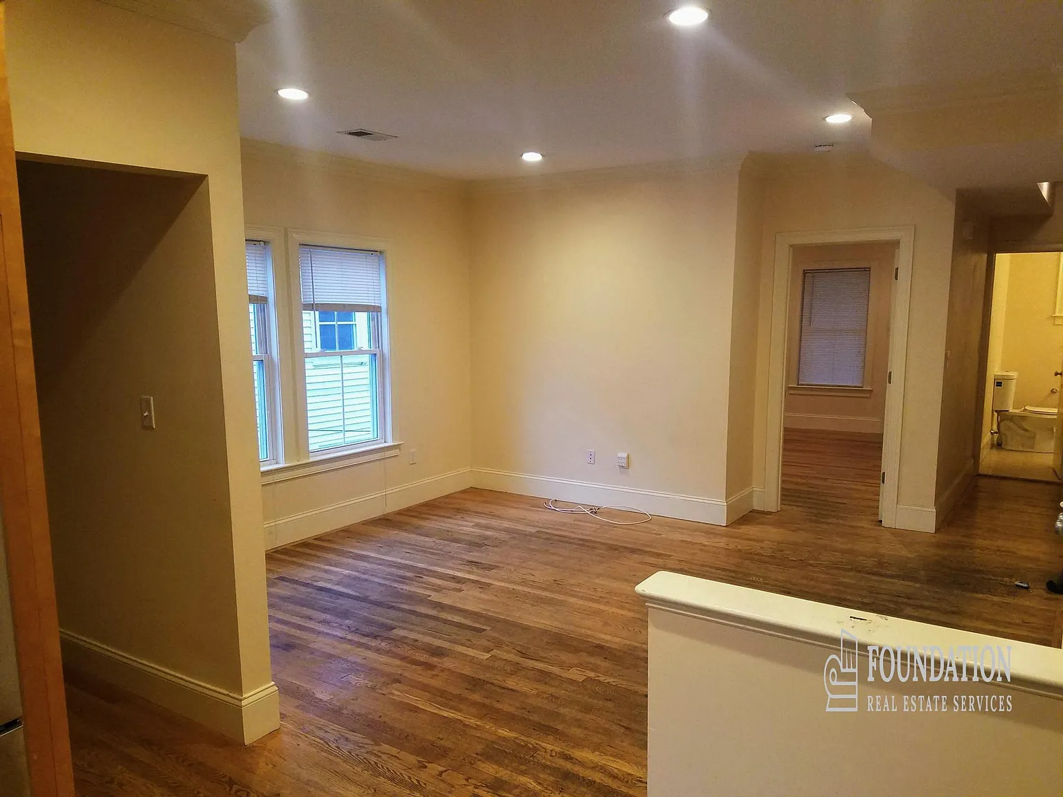 4 bed, 2.0 bath, 1200 sqft, $3,500 — Photo 4