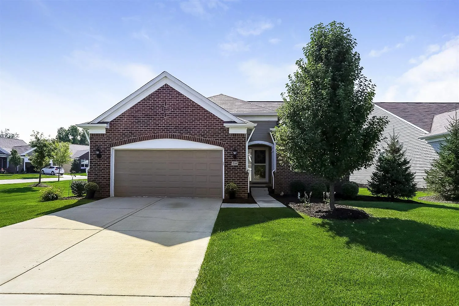 534 Acadia Ct photo 1