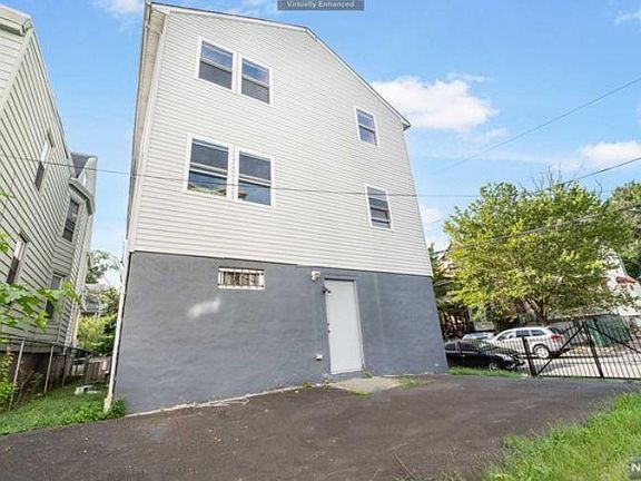 3rd image of 2-4 Shanley Ave Floor 2
