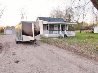 13169 Parkway Blvd, Carleton, MI 48117