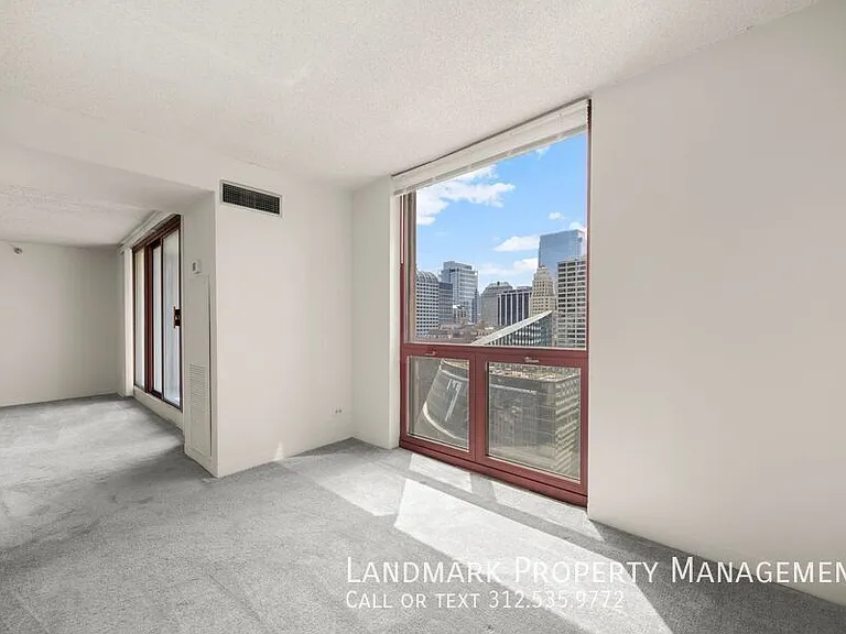 200 N Dearborn St #3201 — Photo 15
