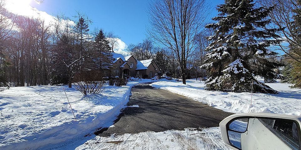 2nd image of 5945 Lynne Hollow Dr