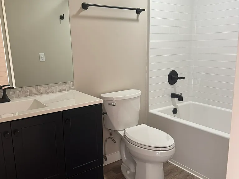 Terrace Heights Apartments — Photo 77