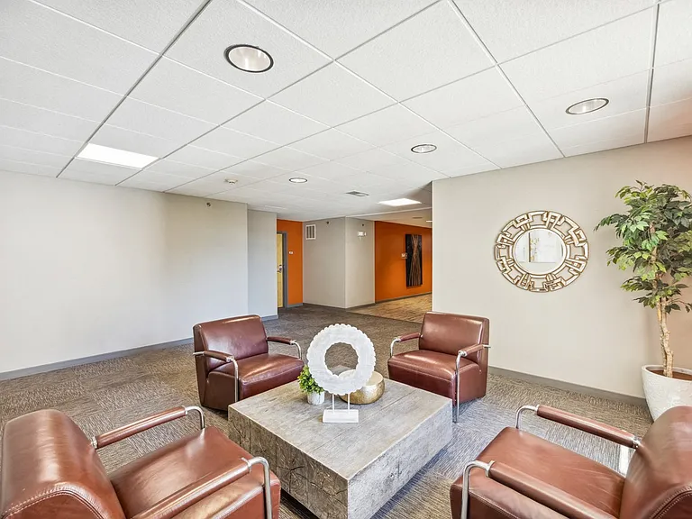 45 Madison Apartments — Photo 7