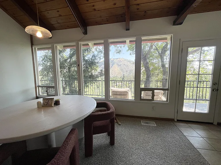 1240 Volcan View Dr — Photo 3