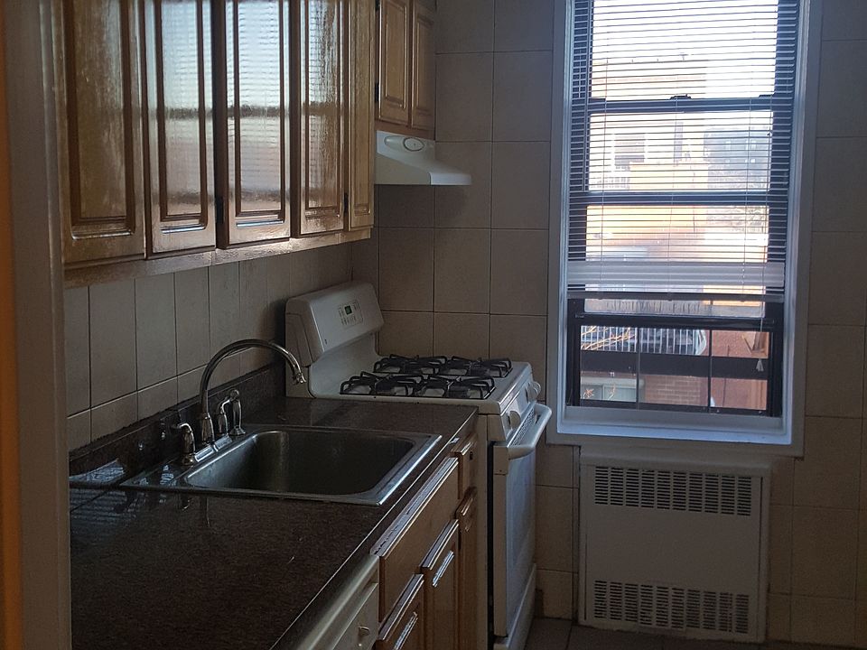 1st image of 4133 Elbertson St
