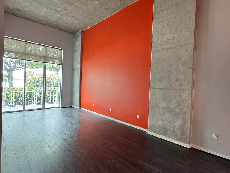 300 S Australian Ave #111 — Photo 5
