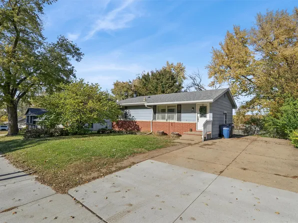 1207 Kenyon Ave, Des Moines, IA 50315