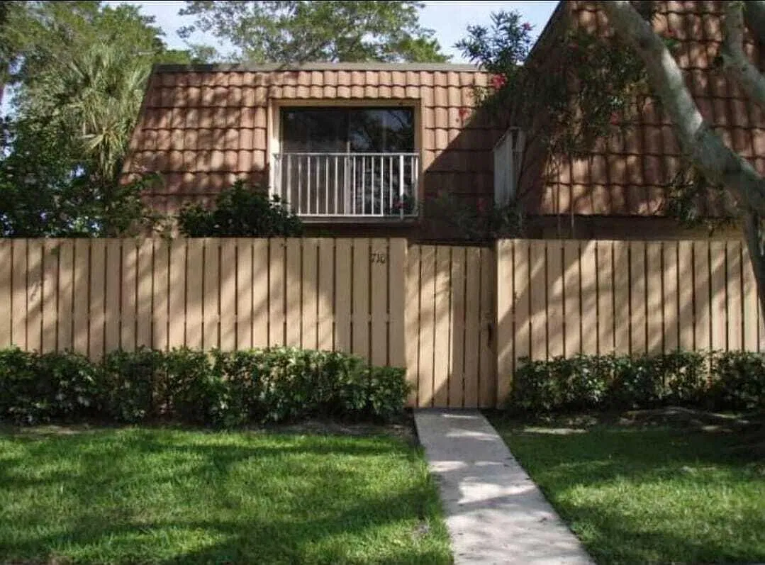 2 bed, 2.5 bath, 1288 sqft, $2,250 — Photo 3