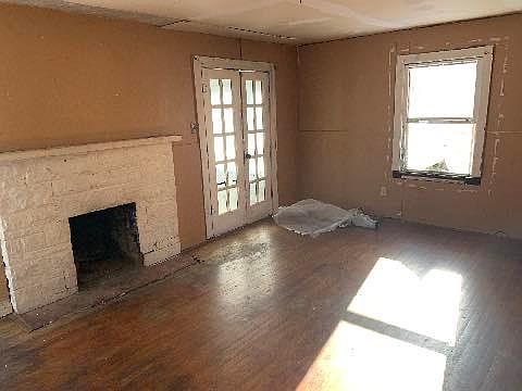 4th image of 3350 N Colorado Ave