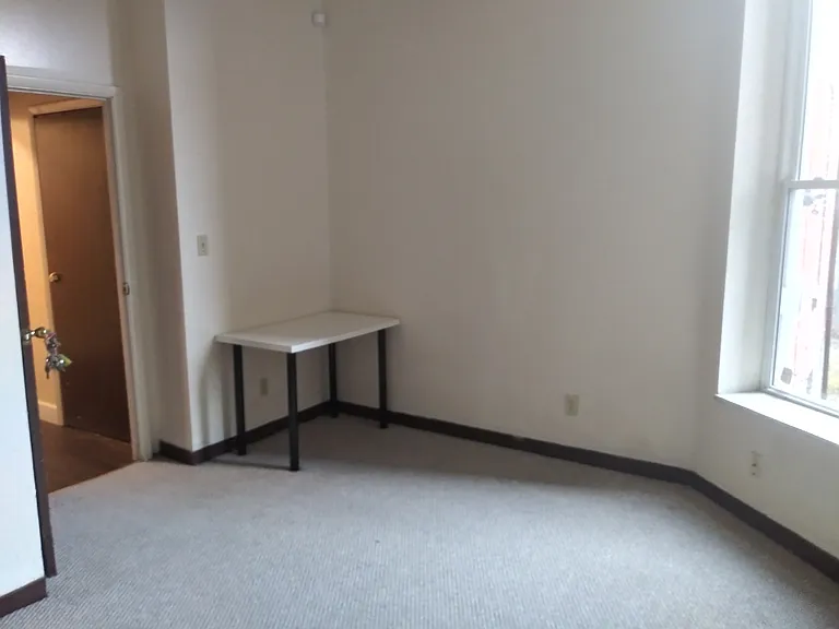 2214 Auburn Ave #2 — Photo 16