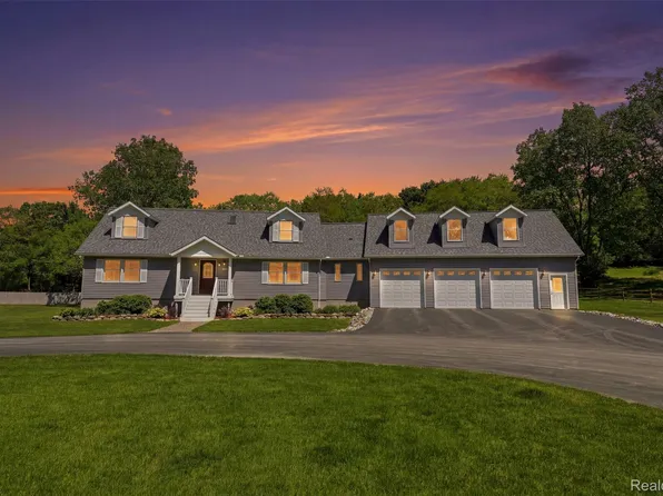 7060 Sheldon Rd, Whitmore Lake, MI 48189