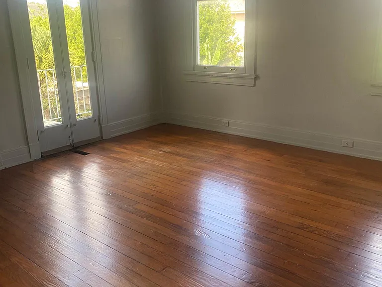 2030 Jefferson Ave — Photo 8