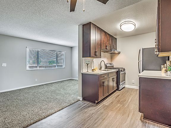 4th image of 1648 Del Amo Blvd #213