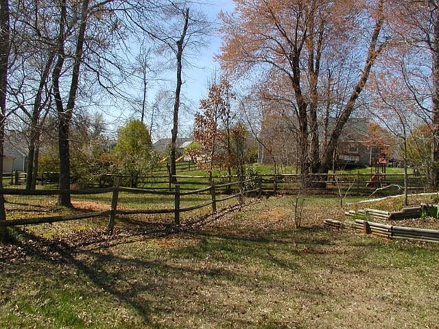 1st image of 585 Rebecca Jane Dr
