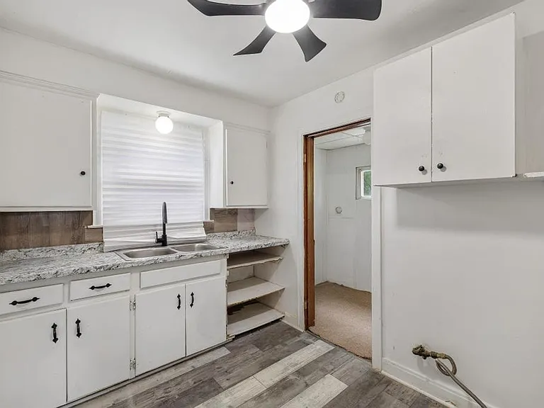 242 Crocker Blvd — Photo 7