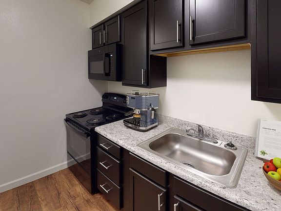 4th image of 4078-1 Kathy Dr #Ffc2e0a8a