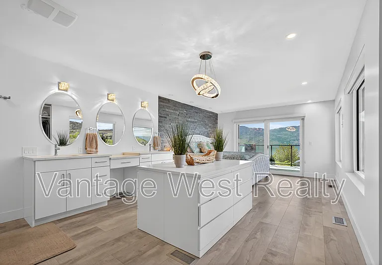 3859 Carrall Rd #1 — Photo 7