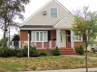 801 6th Ave, New Hyde Park, NY 11040