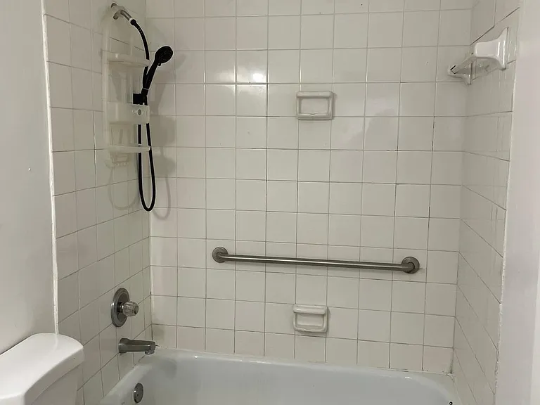 5702 NW 21st St #32-B — Photo 14