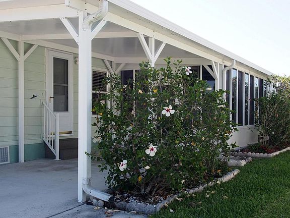 5th image of 521 Barb Ann Ln