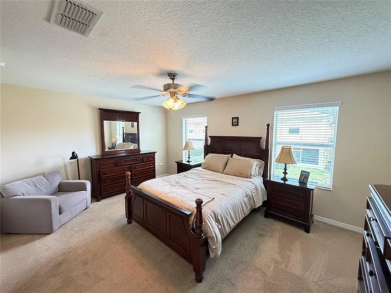 206 Scaton Way — Photo 36
