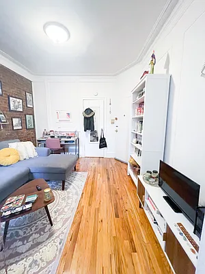 Rented by Urban Real Estate Inc | media 11