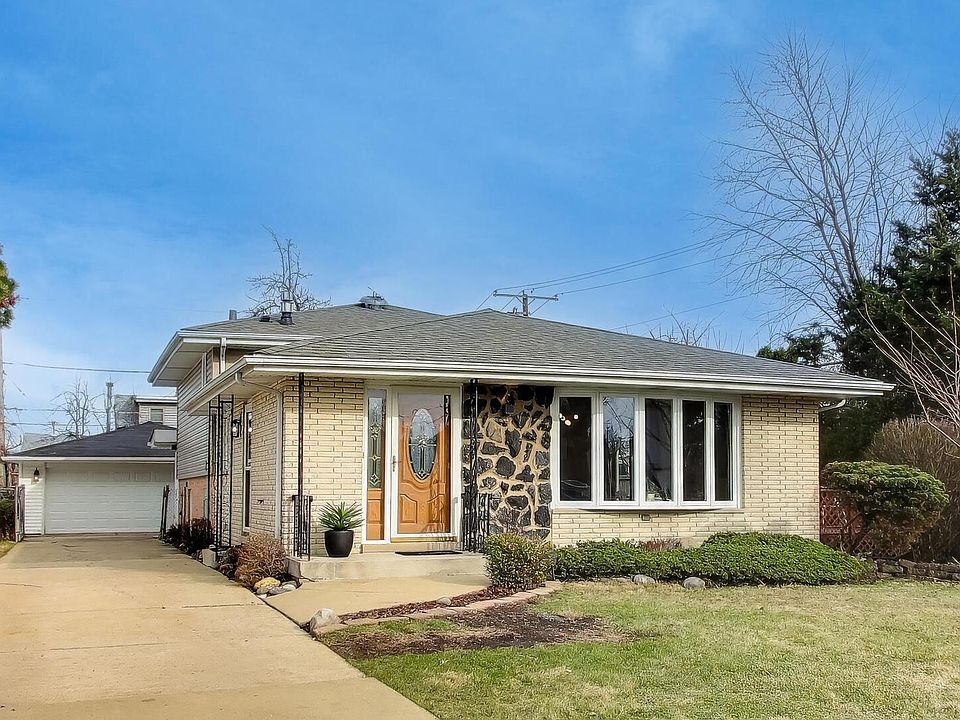 1st image of 10649 S 81st Ave